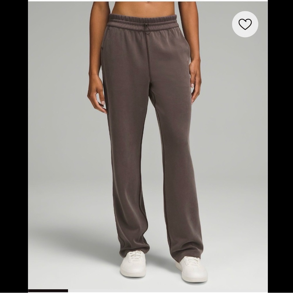 lululemon women’s Softstreme high rise pant Size 2 Espresso